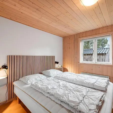 Lovely With Large Outdoor Spa, Indoor And Sauna Close To Ringkobing Fjord, 別荘 *