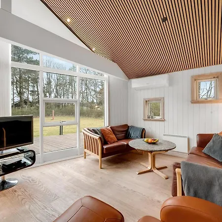 別荘 Lovely With Large Outdoor Spa, Indoor And Sauna Close To Ringkobing Fjord, Skjern