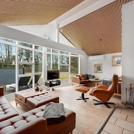 Lovely With Large Outdoor Spa, Indoor And Sauna Close To Ringkobing Fjord, Skjern